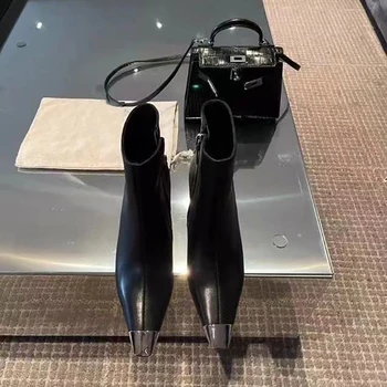 2021 Nove Luksuzne Oblikovanje Evropske In Ameriške Metal Stil Seksi Dame Visoko Peto Gleženj Škornji